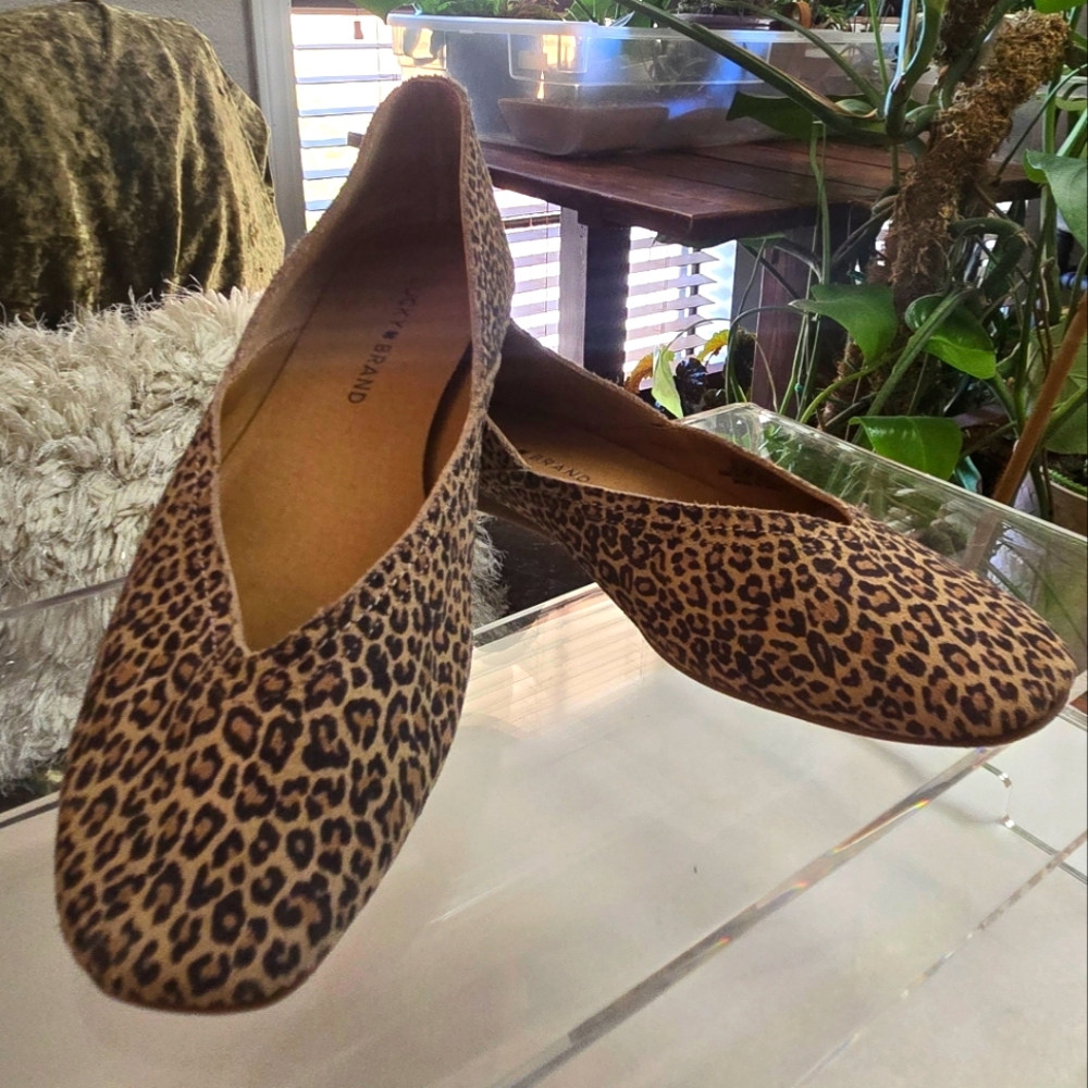 🖤3/$45🐝Lucky Brand Women's Flat Loafer Alba Size 8.5 Neutral Animal Print EUC